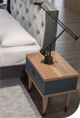 Modern Chesterfield Schlofkummer Set Designer Duebelbett Nuetsdëscher