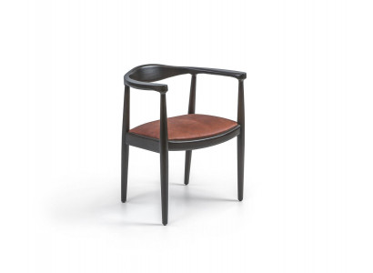 Design Miwwel Stull mat Armleenen Holzstull Nei Ariichtung Polster Sëtz