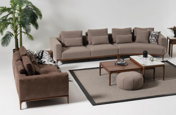 Braune Luxus-Wunnzëmmerfauteuil Designer Eensëtzeger Gepolsterte Lehnfauteuil