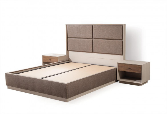 Luxus Schlofkummer Set Elegante Bett an 2x Kommoden Modernen Design