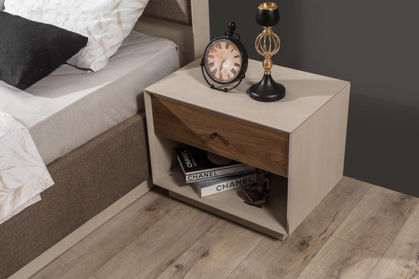 Luxus Schlofkummer Set Elegante Bett an 2x Kommoden Modernen Design