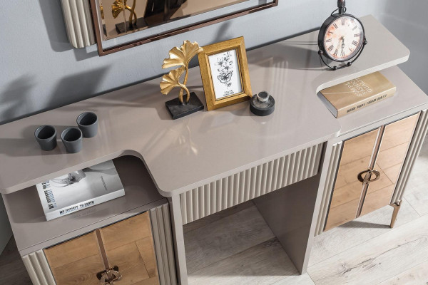 Perfekt Schlofkummer Set Schminktisch mat Spigel Design Luxus nei