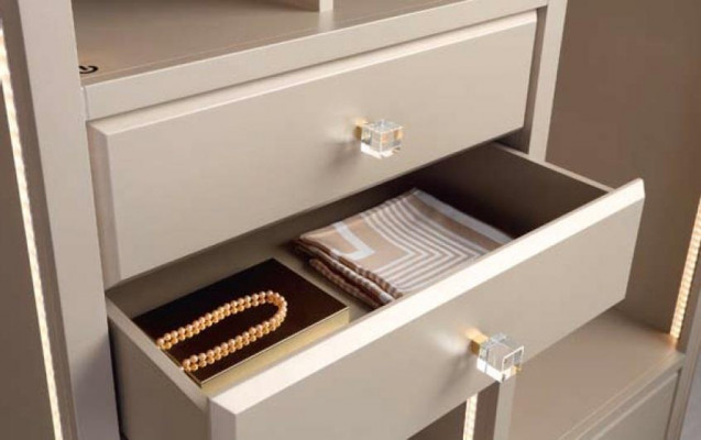 Oppe Kleederschaf Schlofkummer Schaf Beuegbar Miwwel Schaf Holz Beige