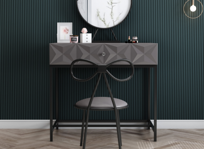 Dësch Klassesch Konsole Spigel Schminktisch Schlofkummer Hocker Set Kommode