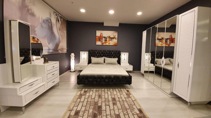 Elegant Chesterfield-Schlofkummergarnitur a Schwaarz a Wäiss