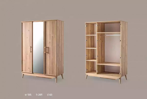 Kleederpress aus brongge Holz Schlofkummer Miwwelen Design Schief Éidelt Schaf