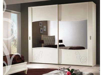 Luxus Kleederschaf mat Schiebetüren Schlofschaf Schief Schiefen Holz Design
