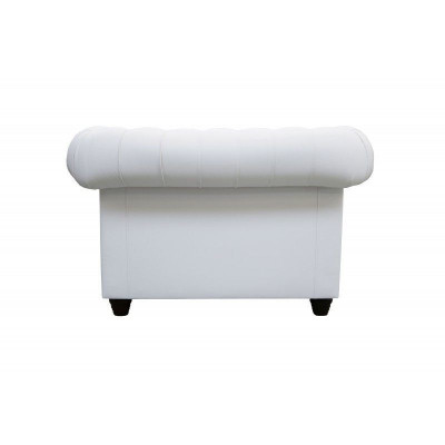 Elegante wäiss Chesterfield-Fauteuil: Den Charmante vum Klassikalen am moderne Stil