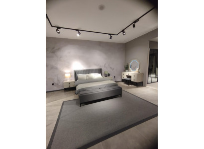 Héichwäerteg elegant Schlofkummer Bett Designer Duebel Bett nei Miwwelen