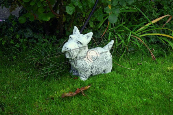 Gartendekoratioun Hond Terrass Steefiguren Dekorativ Wäiss Statu Figur