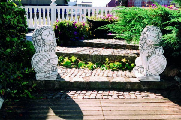Gaart Dekoratioun Léiw Natur Statue Skulptur Figuren Skulpturen Designer