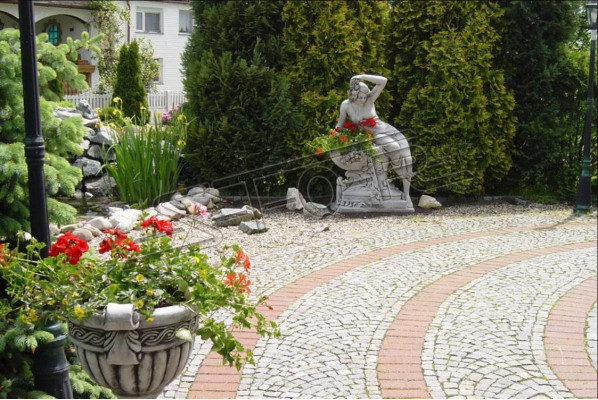Kübel Blummendëppen Dëppen Blummen Blummendëpper Blummekëschten Gaart Figur