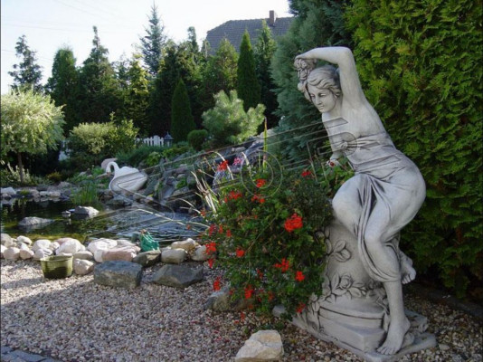 Kübel Blummendëppen Dëppen Blummen Blummendëpper Blummekëschten Gaart Figur