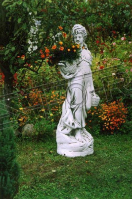 Réimesch Figur Statue Fra Figuren Statuen Skulptur Skulpturen