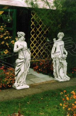 Réimesch Figur Statue Grafsteen Figuren Statuen Skulptur Skulpturen