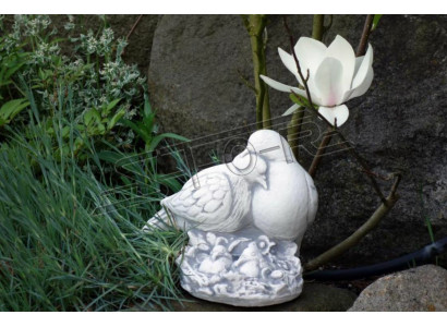 Dofnuescht Gaart Figur Statue Figuren Statuen Skulptur Dekoratioun