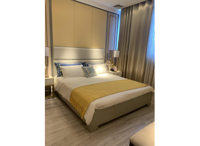 Bett Duebelbett Better Miwwelen Ariichtung Schlofkummer Design Stoff Textil nei