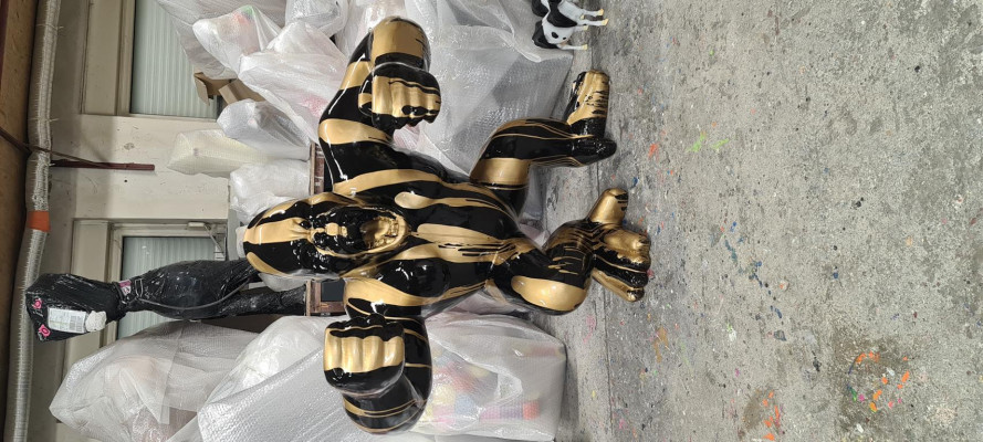 Abstrakt Figur Statuë Gaartfiguren Dekoratioun Statuen Skulpturen Gorilla Neit