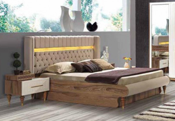 Nuetsdëscher Schlofzëmmer Säitentafel Massivholz Dëscher Italienesch