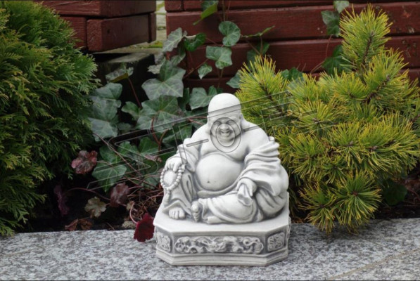 Buddha Skulptur an Steenoptik. Grouss Skulptur Dekorativ fir Gaart Figur.
