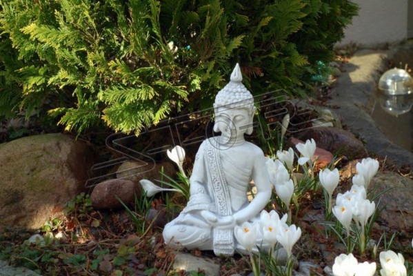Dekorativ Figur Buddha Skulptur an Steenoptik. Grouss Skulptur fir de Gaart.