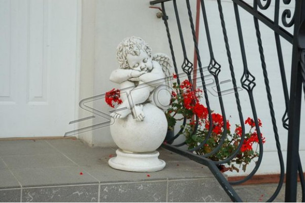 Engel Kugel Statue Figur Figuren Statuen Skulptur Skulpturen Garten