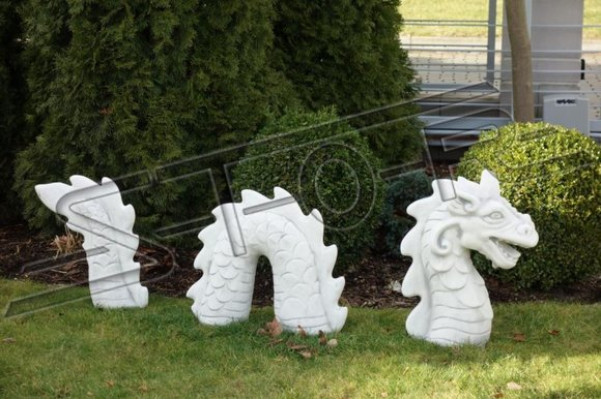 Figur Schlaang Dräikapp Gaart Statu Skulptur Skulpturen Figuren