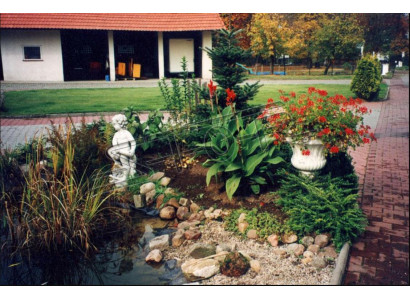 Fontaine Figur Statue Antik Figuren Statuen Skulptur Skulpturen Gaart