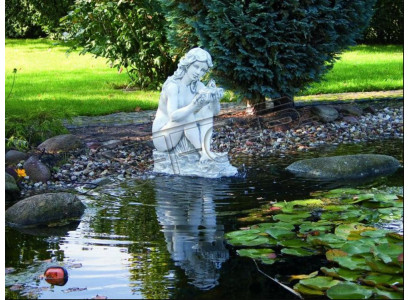 Fontänen Dësch Figur Eva Statu Figuren Skulpturen Statuen