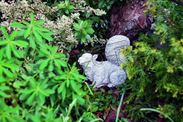 Gaart Dekoratioun Eekättchen Terrass Steen Figuren Figur Deko Statuette