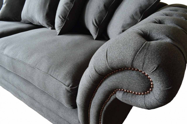 Chesterfield Couch Polster Sofas Klassesch Sofa 4 Sëtzer Couchen Gro