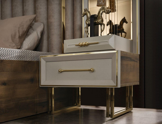 Komplett Schlofkamméismöbel Duebelbett Bett Nuetsdëscher Beige 4 Stéck