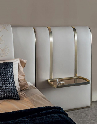 Schlofzimmer Bett Nuetsdësch mat Schief Miwwele Italienesch Ariichtung 3-Deel-Set