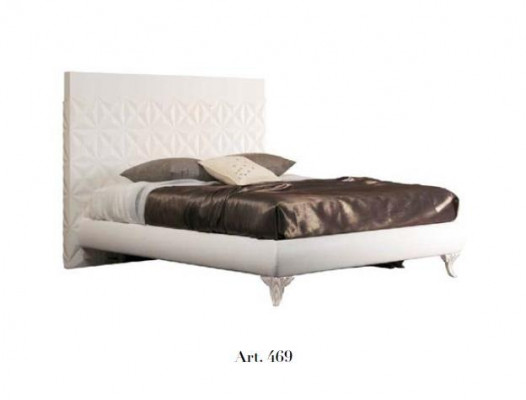 Bettendesign Miwwel Ariichtung 3 Deeler Schlofzëmmer Set Bett mat 2 Nuetsdëscher