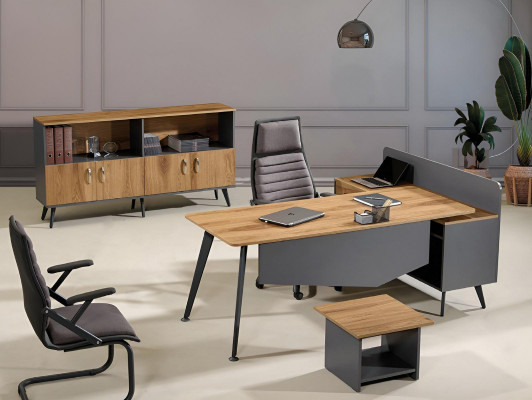 Garnitur Bürosmiwwelen Eckbureaudësch Schreifdësch Set 3 Deeler Holz Braun Büro