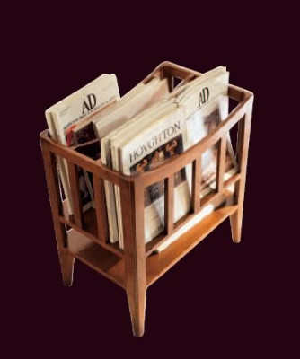 Wunnzëmmer Design Miwwel Dageszeitungsgezei Regal Holzstänner Italienesch Dageszeitung