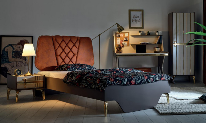Luxuriéis modern Schlofzëmmermiwwel Set Bett Nuetsdësch Schreifdësch nei