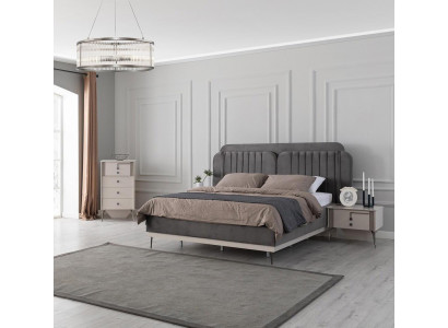 Grouss Schlofzëmmer Ariichtung Designer Textillbett 2x Holz Nuetsdëschcher