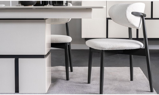 Iesszëmmer Sëtzstill Wäiss-Schwarz Stillgarnitur Designer Läststill.