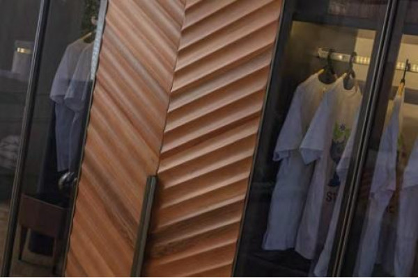 Schlofkummer Kleederschaf Luxus Glasschaf Stilvoll Ariichtung