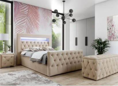 Beige Chesterfield Schlofzëmmer Garnitur Bett Hocker 2x Nuetskäschten