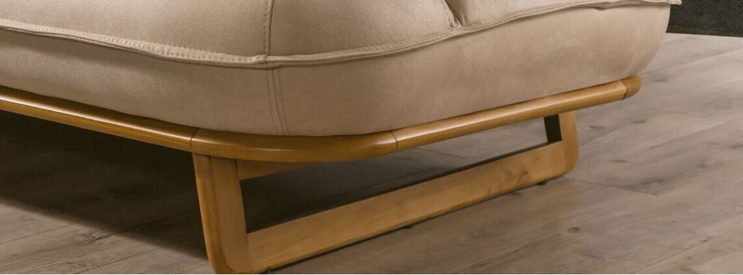 Modern Beige Canapé Designer Drësëtzer Wunnzëmmer 3-Sëtzer Edelt Sofa