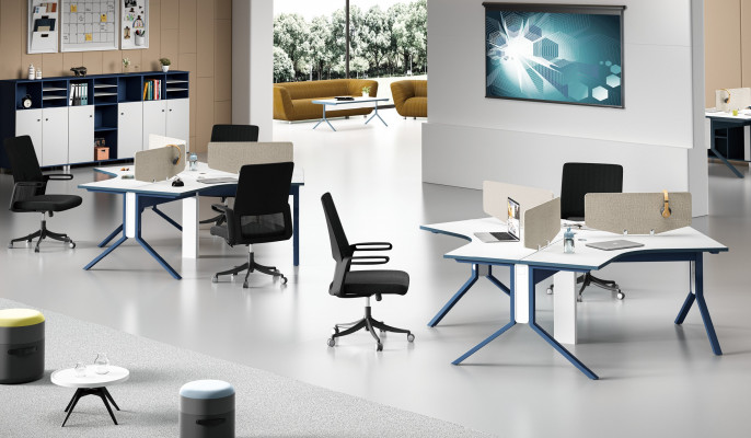 Dëscher Büro Miwwelen Ariichtung Dëscher Callcenter Holz 3 Aarbechtsplazen