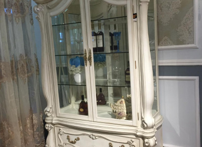 Anrichte Luxus Schafschraut Vitrine Glas Schaf Antikstil Barock Rokoko