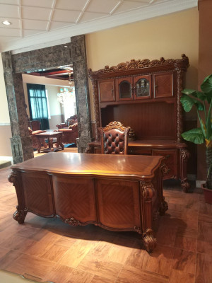 Luxus Schreifdësch Tisch Büro Office Antik Stil Barock Rokoko Barock Dëscher Nei