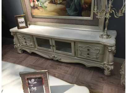 Sideboard TV Lowboard RTV Schaf Dësch Wunnzëmmer Holz Klassesch Barock Nei