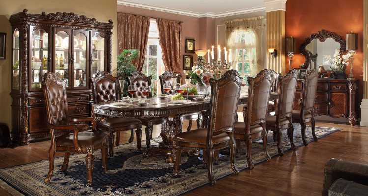 Luxuriéis Barockstil Iesszëmmer Set Designer Iessdësch mat Braune Chesterfield Stillen