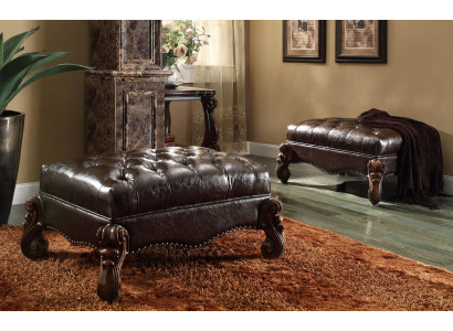 Fouss-Schocker Schocker Polsterschocker Sëtzschocker Ottomane Schocker Chesterfield Barock