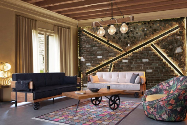 Dreiplaz Sofa aus der Grënnerzäit Couch Loft Design Sëtzpolster Beige Stoff Textil