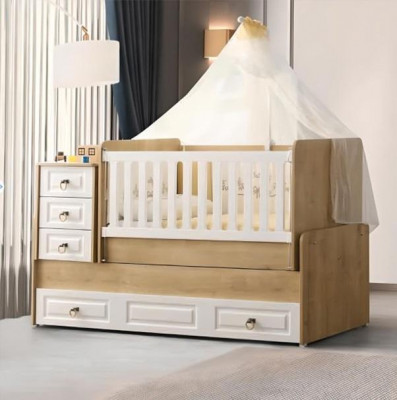 Stilvollt Kannerbett aus hellem Holz luxuriéise Bettrahmen Perfekt nei